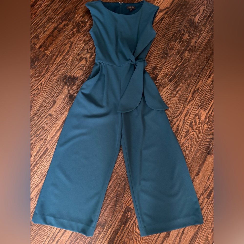 Elegant Teal Sleeveless Jumpsuit